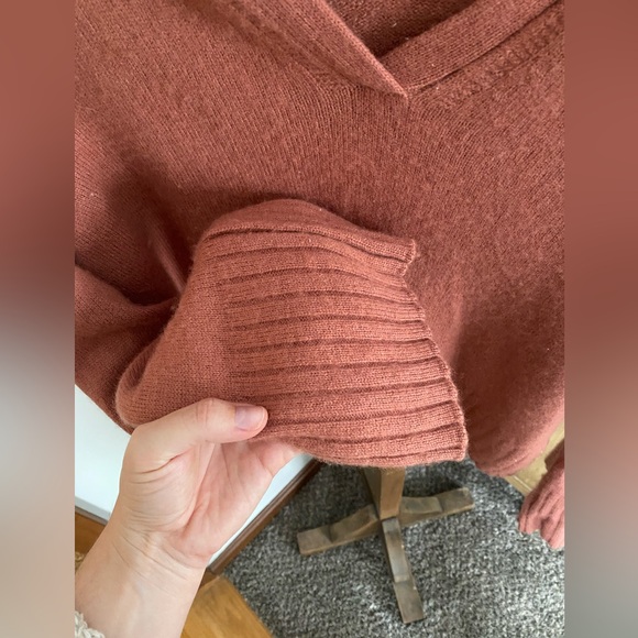 Primark Terracotta Knit XL with collar and bell sleeves - Picture 4 of 5